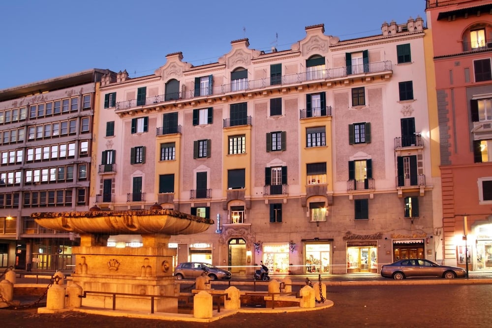 hotel dorica