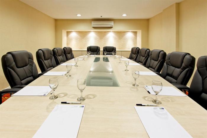 holiday inn express rosario by ihg