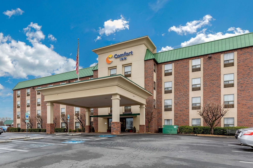 comfort inn aikens center