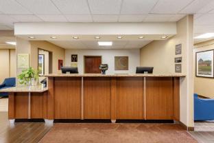 comfort inn aikens center