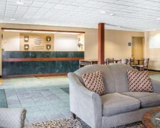 comfort inn and suites maumee toledo i80 90