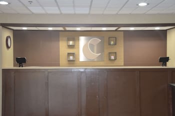 Comfort Inn & Suites Maumee - Toledo (I80-90),Perrysburg>>Maumee,3 star