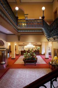 the hotel windsor