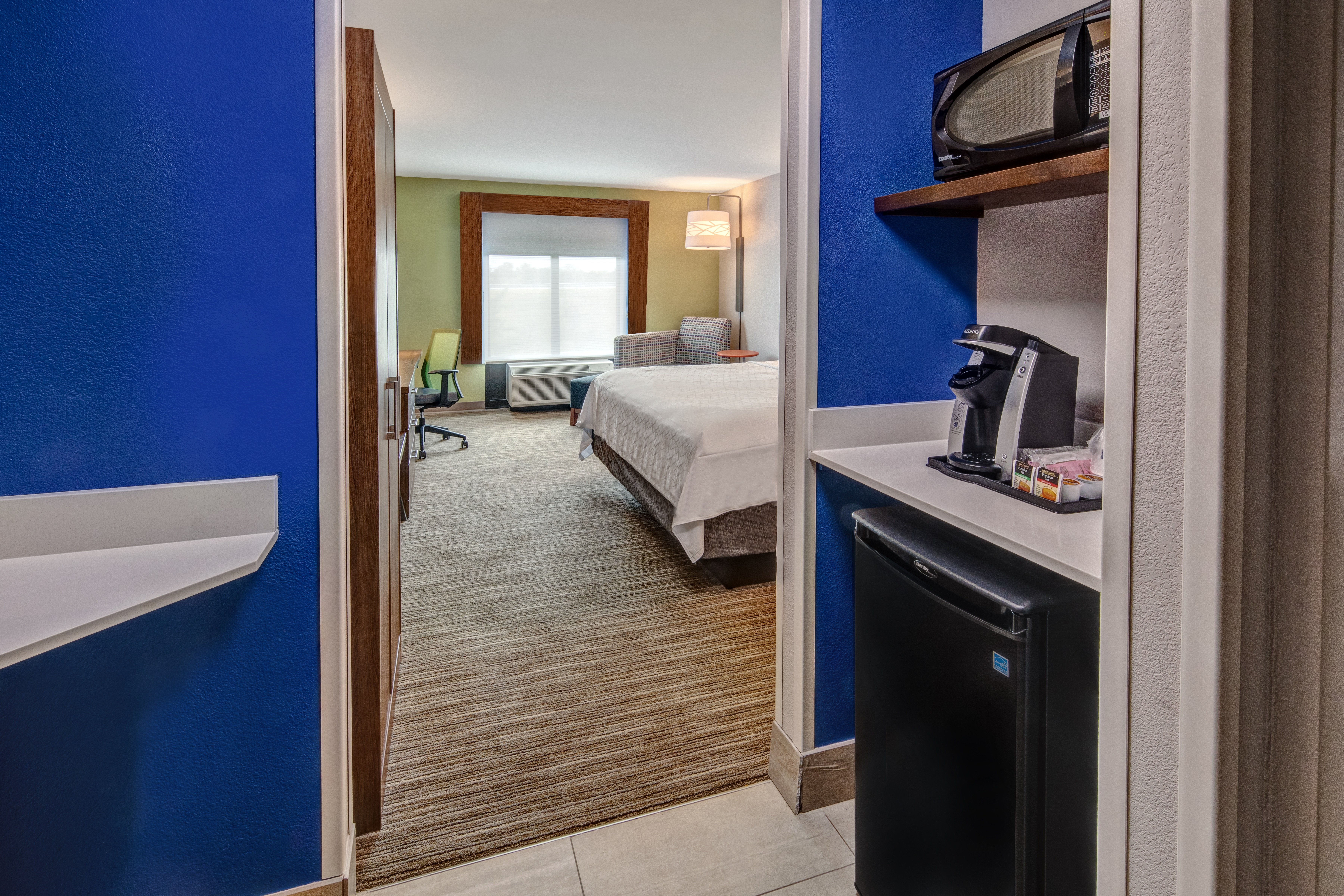 holiday inn express hotel and suites memphis southwind by ihg