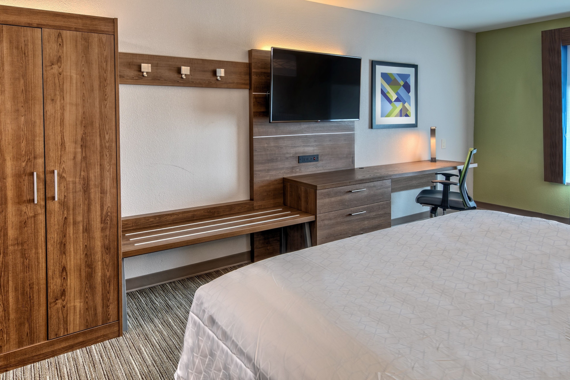 holiday inn express hotel and suites memphis southwind by ihg