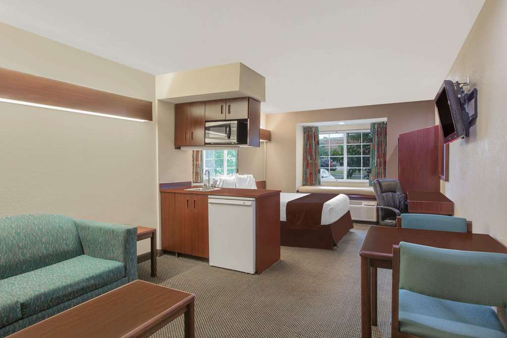 microtel inn and suites by wyndham meridian