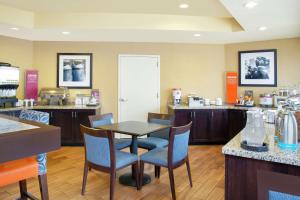 hampton inn by hilton merrillville