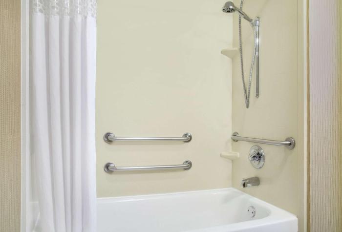 hampton inn by hilton merrillville