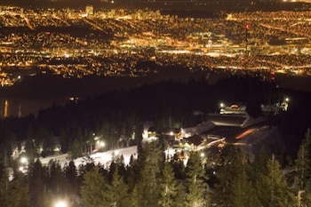 north vancouver hotel