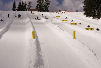 north vancouver hotel