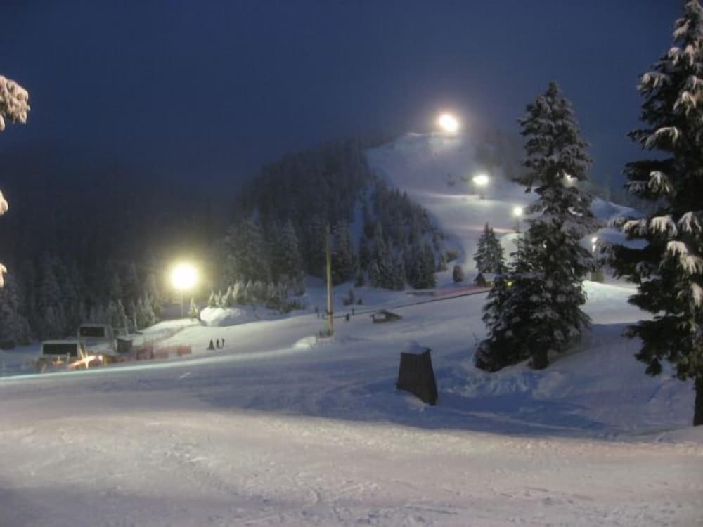 north vancouver hotel