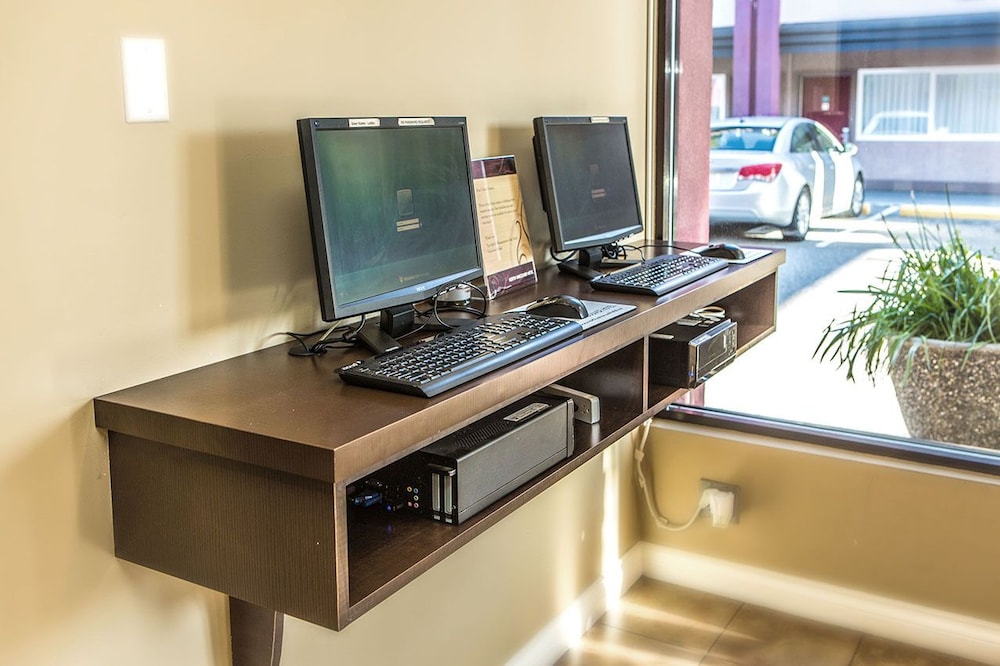 north vancouver hotel