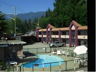 north vancouver hotel