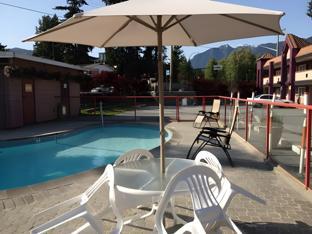 north vancouver hotel