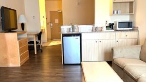 Lighthouse Suites Inn,Grays Harbor>>Aberdeen,3 star