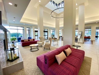 hilton garden inn oconomowoc