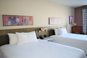 hilton garden inn oconomowoc