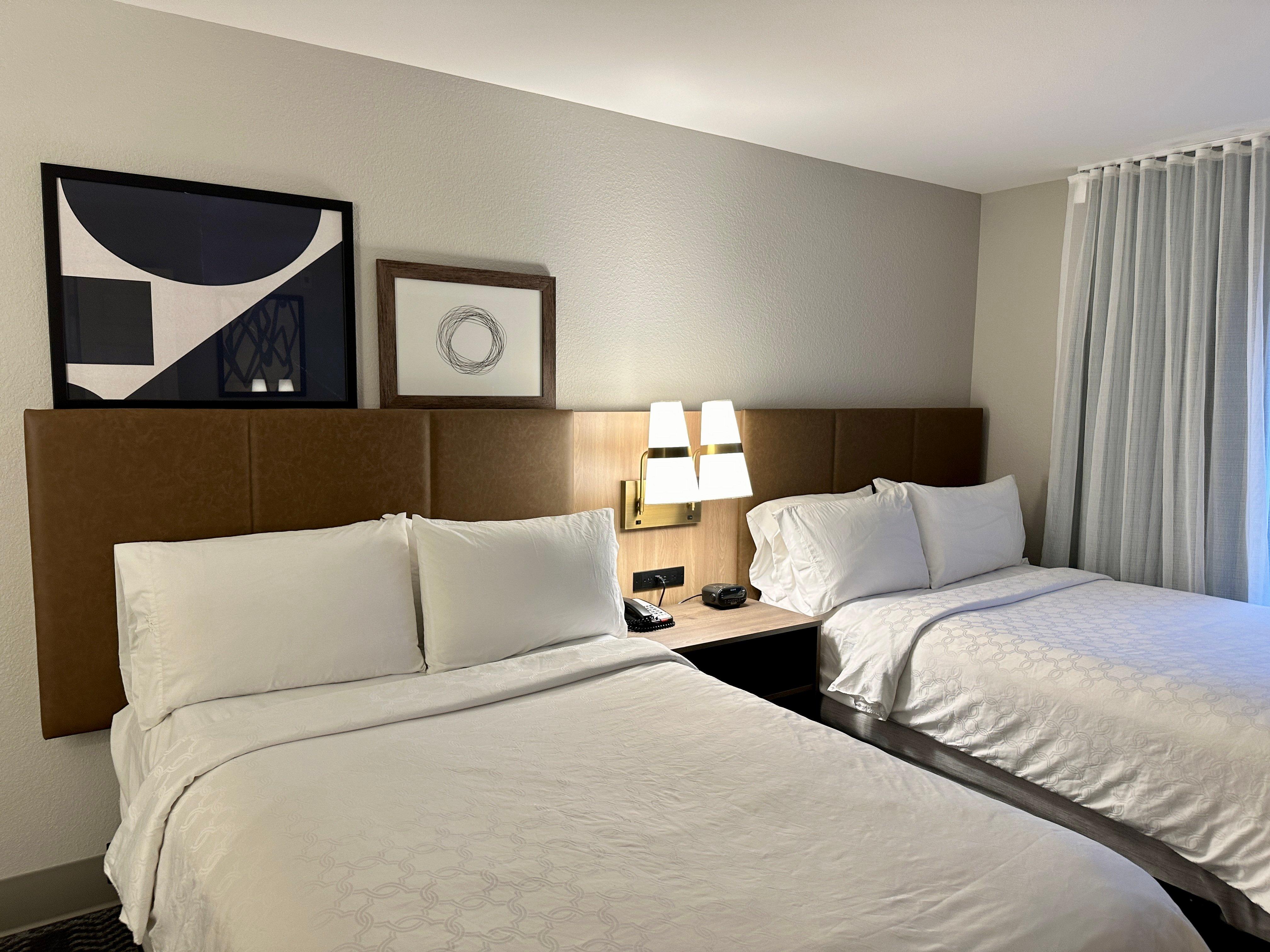 staybridge suites milwaukee west oconomowoc by ihg