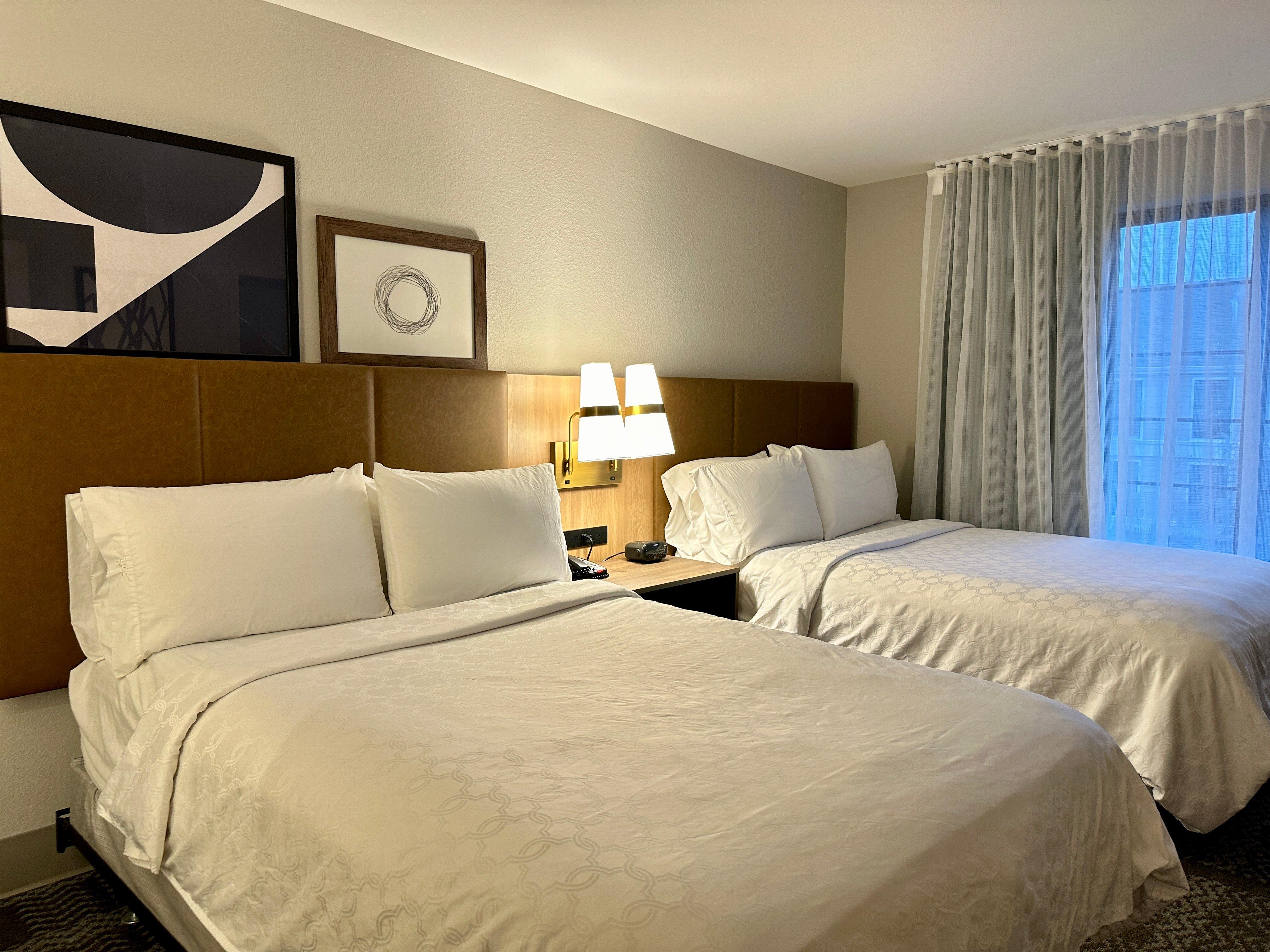 staybridge suites milwaukee west oconomowoc by ihg