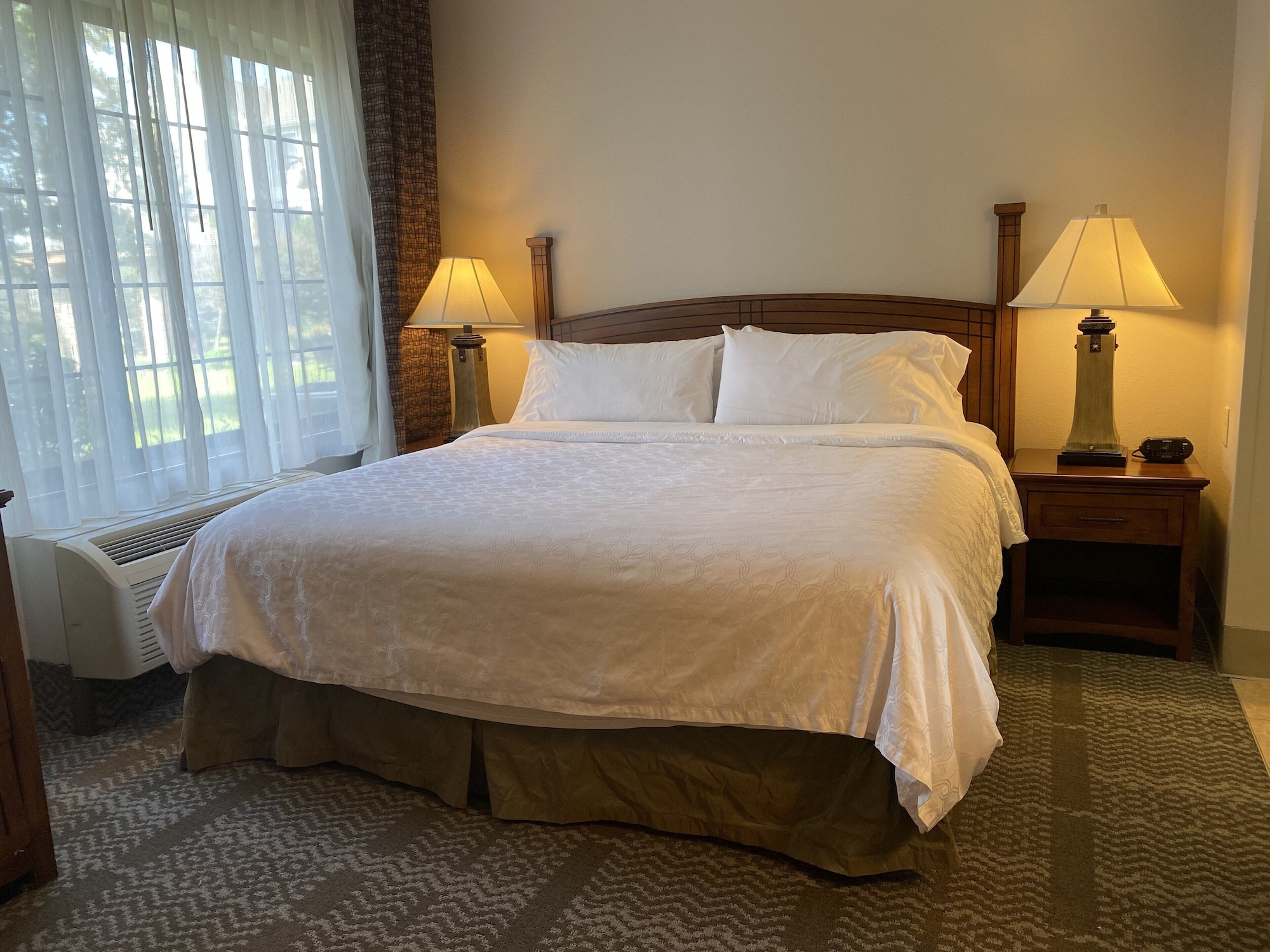 staybridge suites milwaukee west oconomowoc by ihg