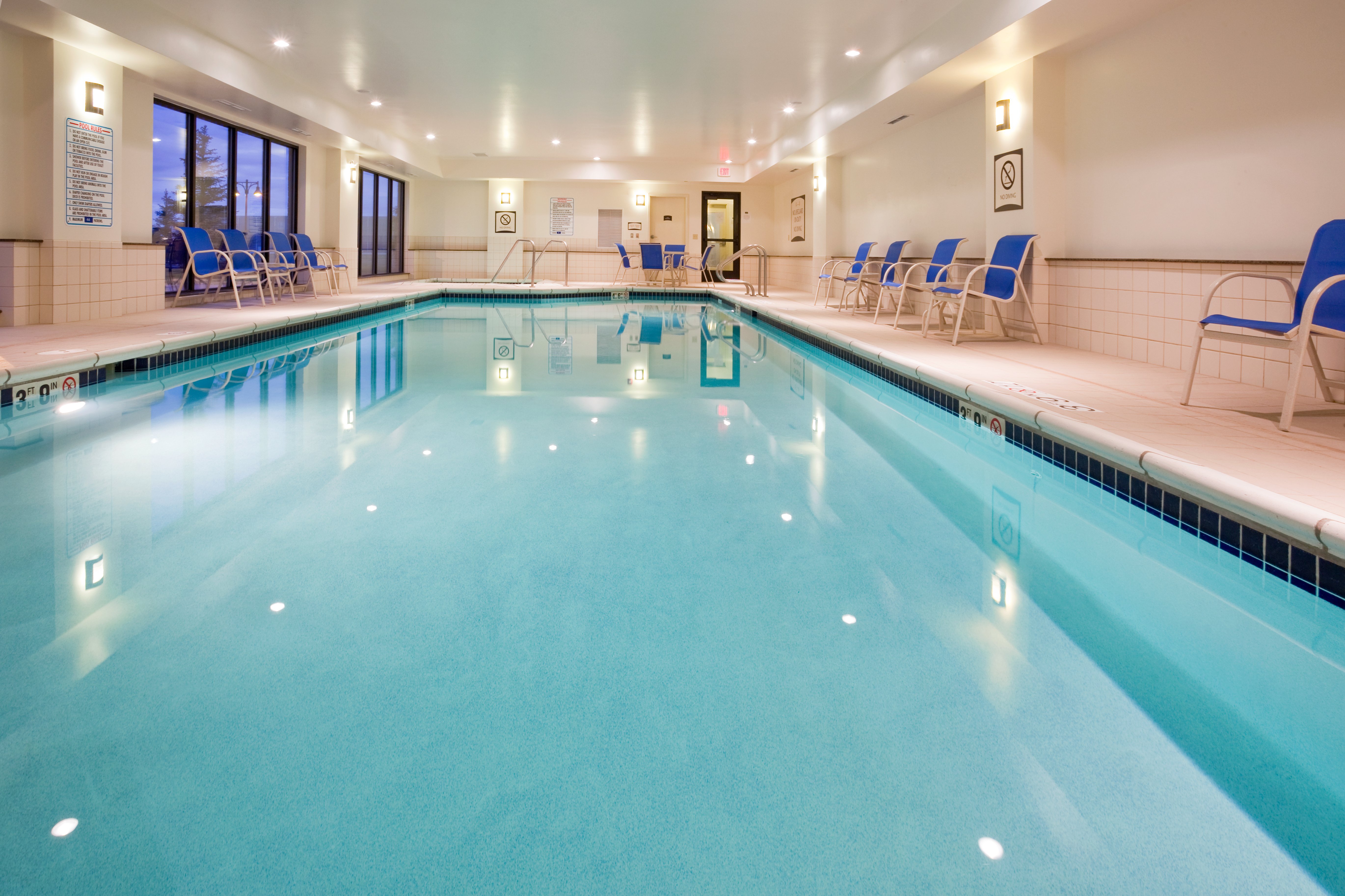 staybridge suites milwaukee west oconomowoc by ihg