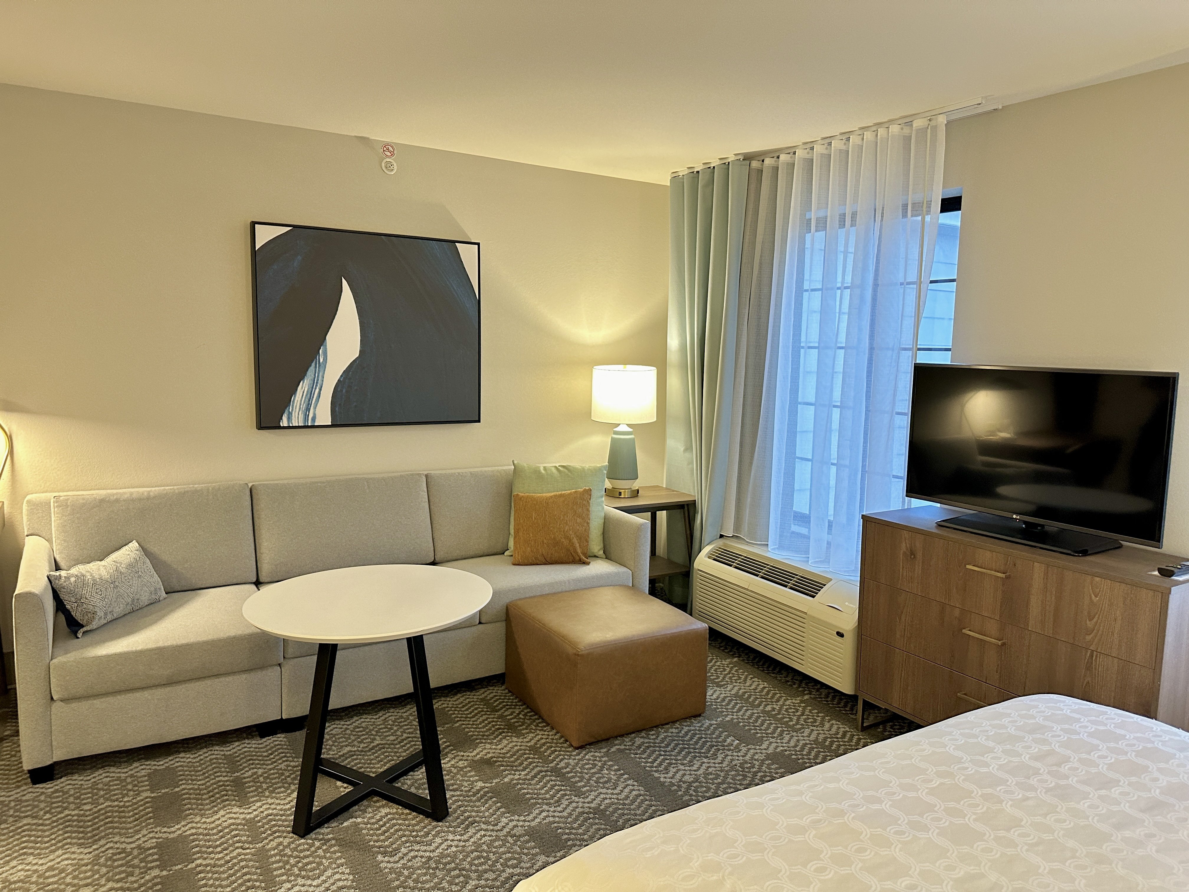 staybridge suites milwaukee west oconomowoc by ihg