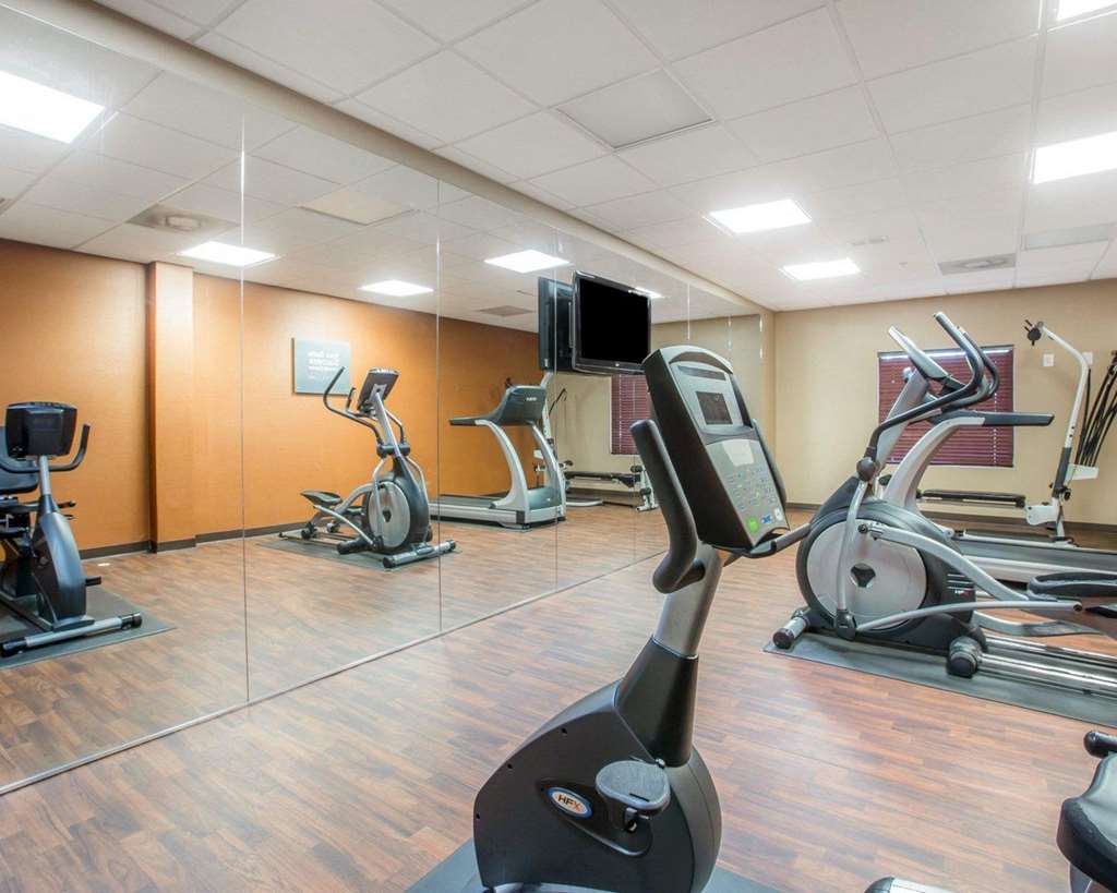 comfort suites atlanta airport