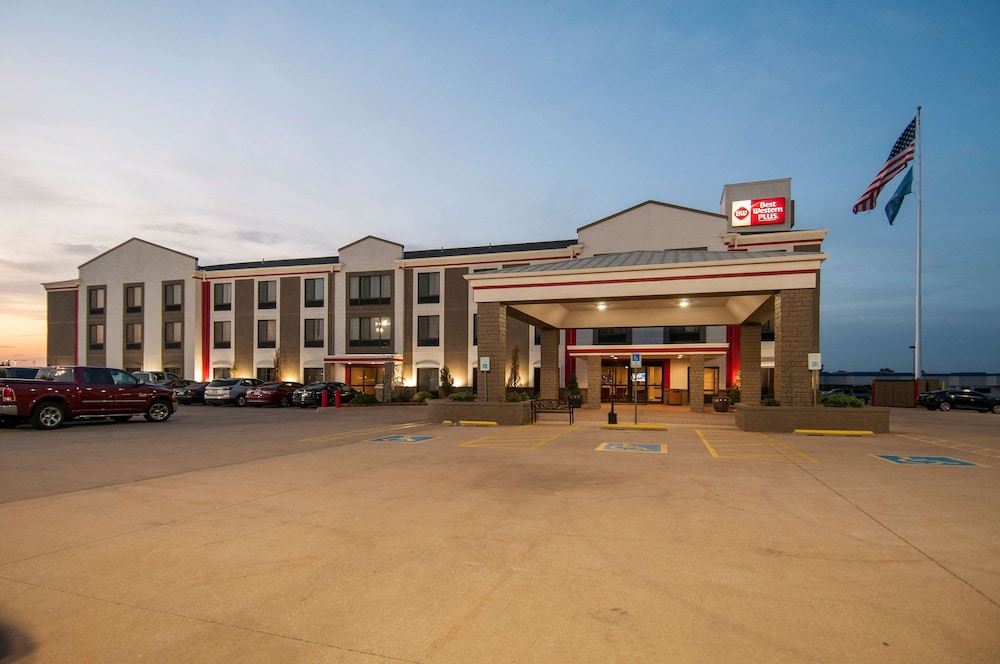 best western plus memorial inn and suites