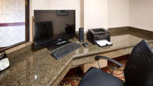 best western plus memorial inn and suites