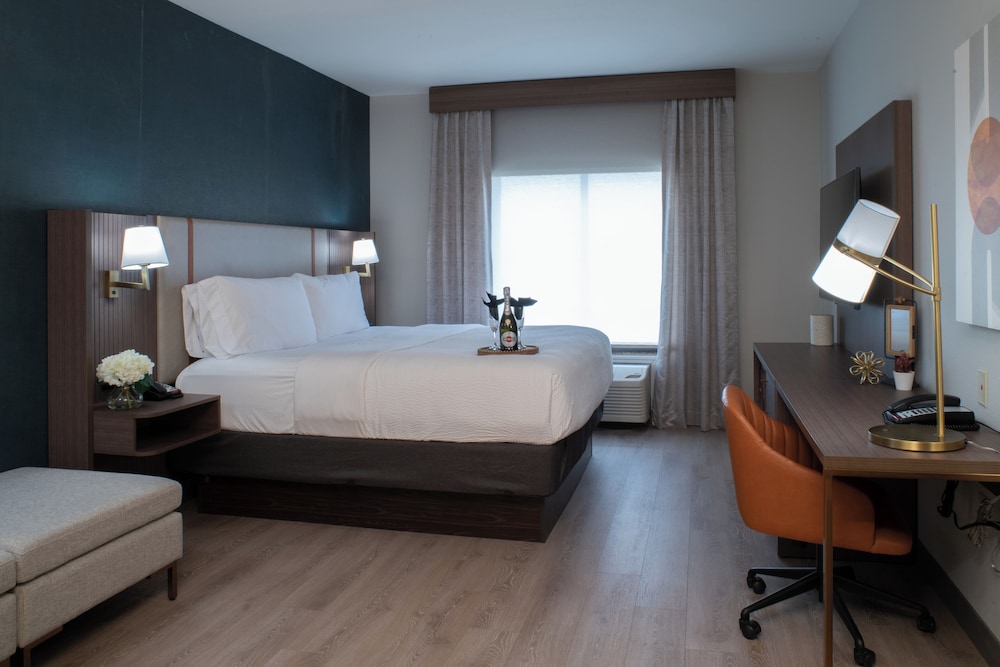 holiday inn oklahoma city airport by ihg