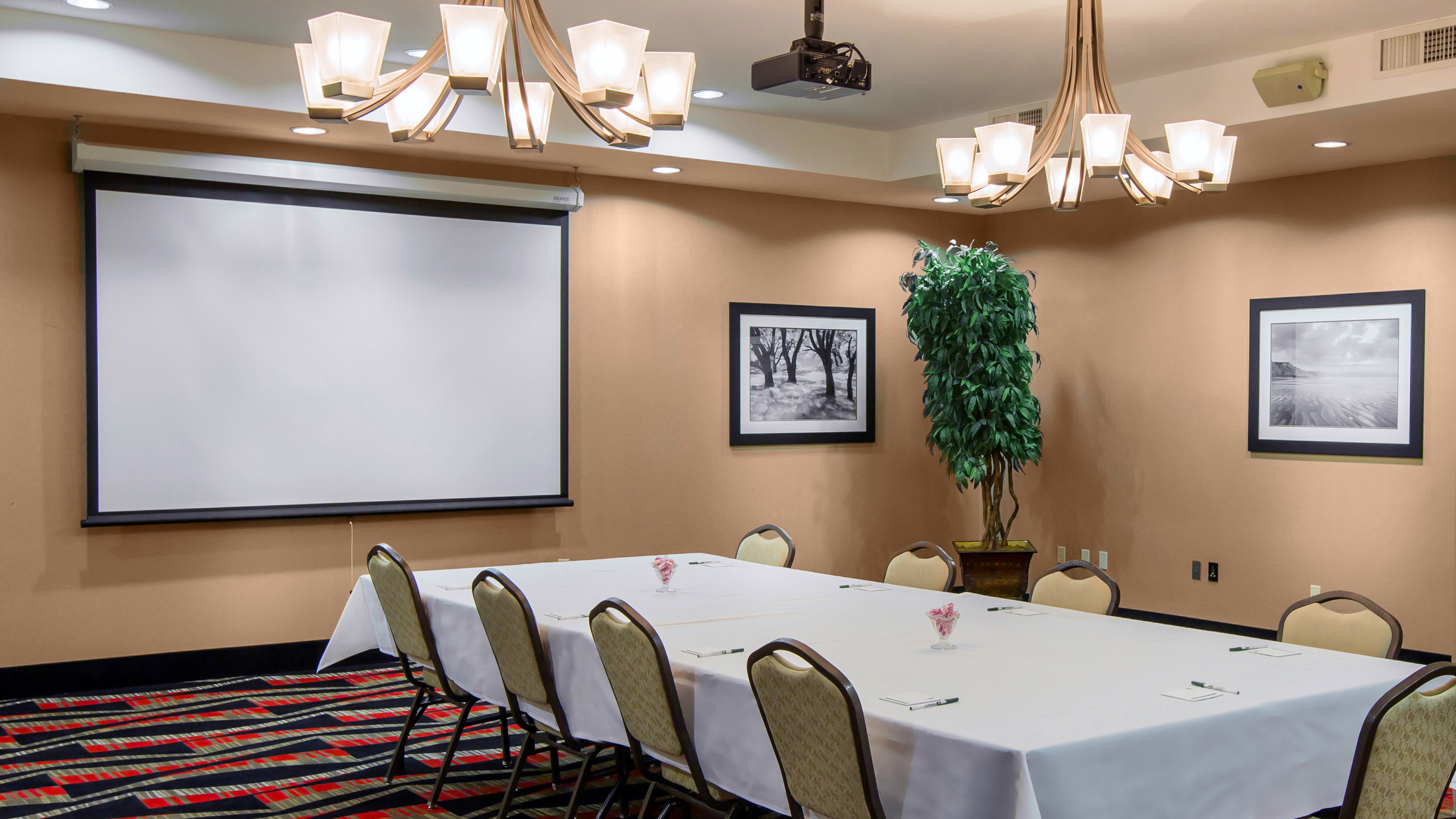 holiday inn oklahoma city airport by ihg