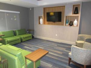 holiday inn express oneill by ihg