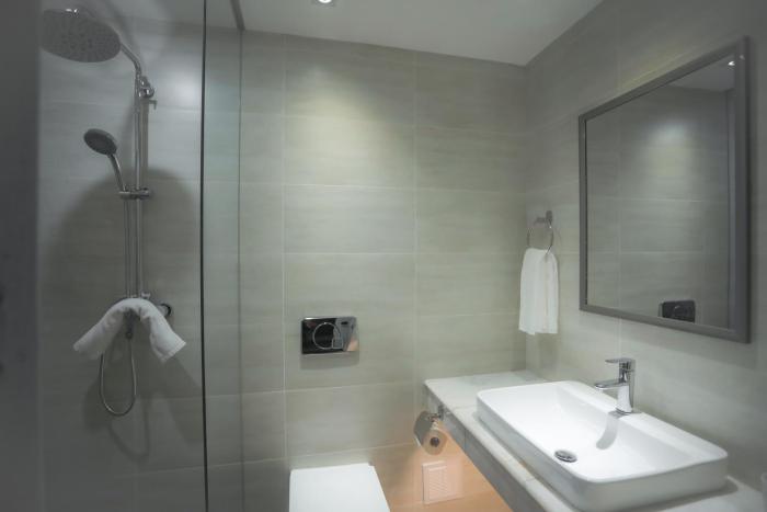 edelweiss art hotel