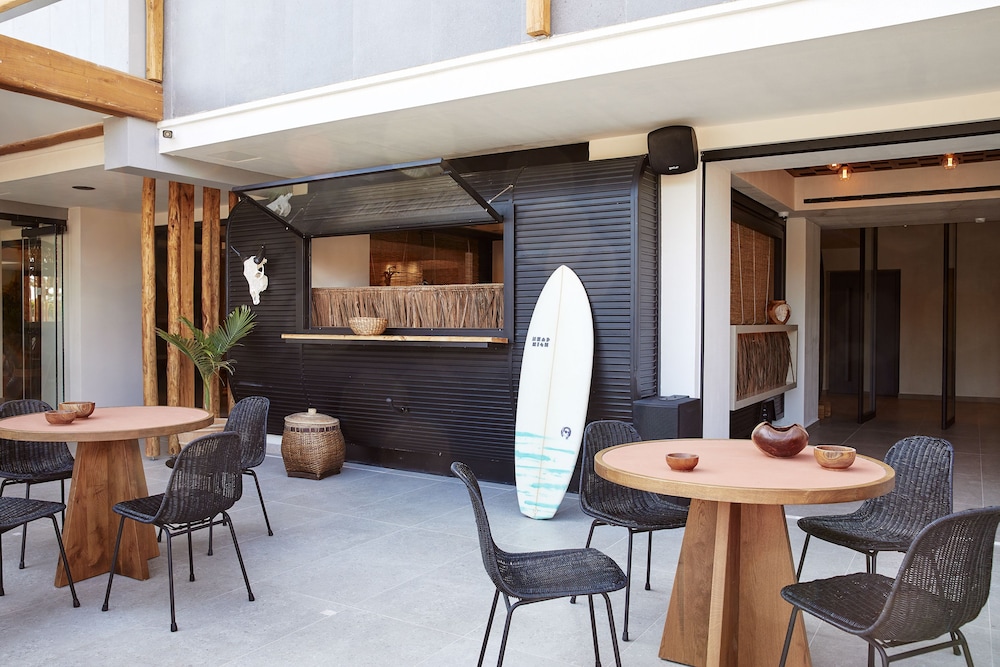 the syntopia hotel