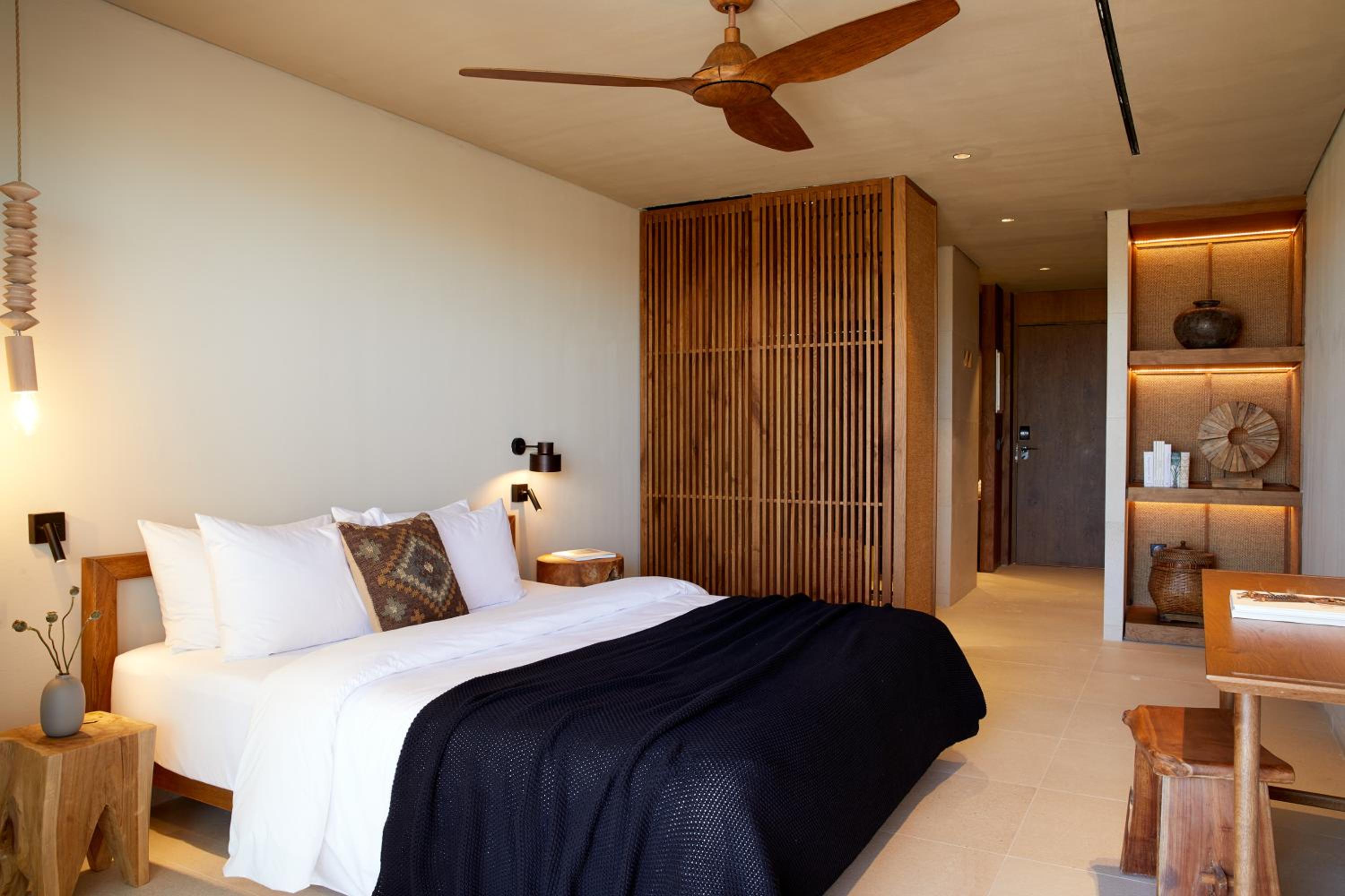 the syntopia hotel