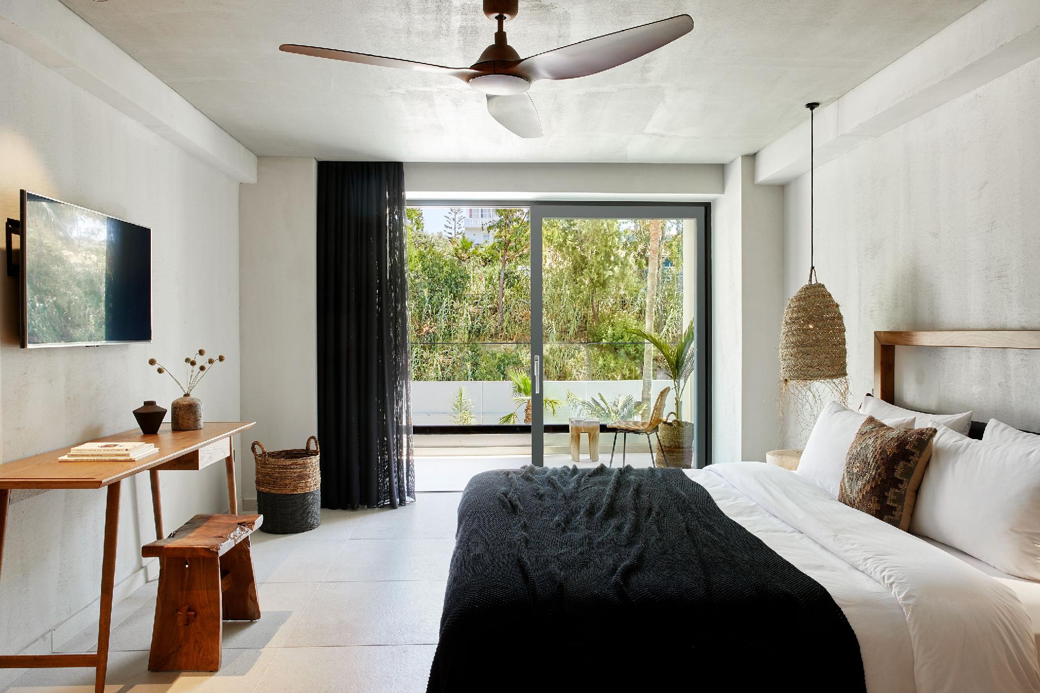 the syntopia hotel