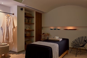the syntopia hotel