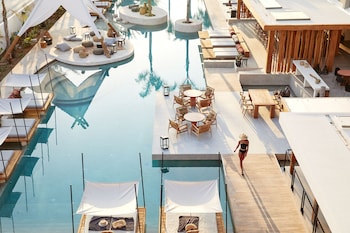 the syntopia hotel