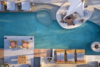 the syntopia hotel