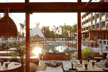 the syntopia hotel