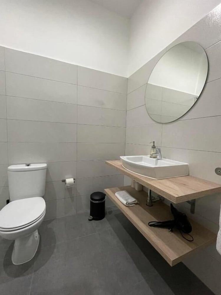 lisbon check in guesthouse