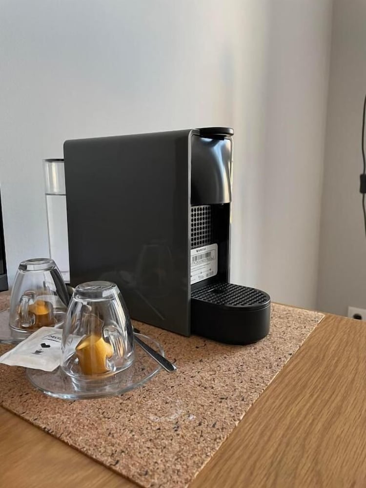 lisbon check in guesthouse