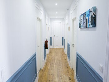 lisbon check in guesthouse