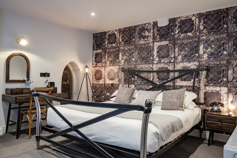 the bull hotel