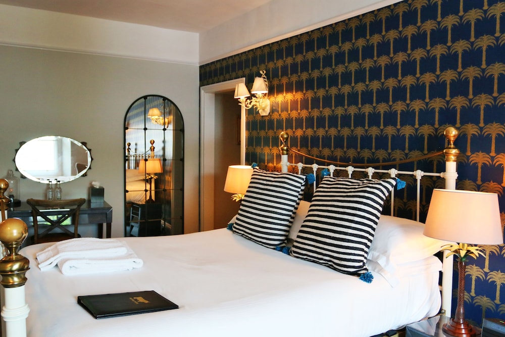 the bull hotel