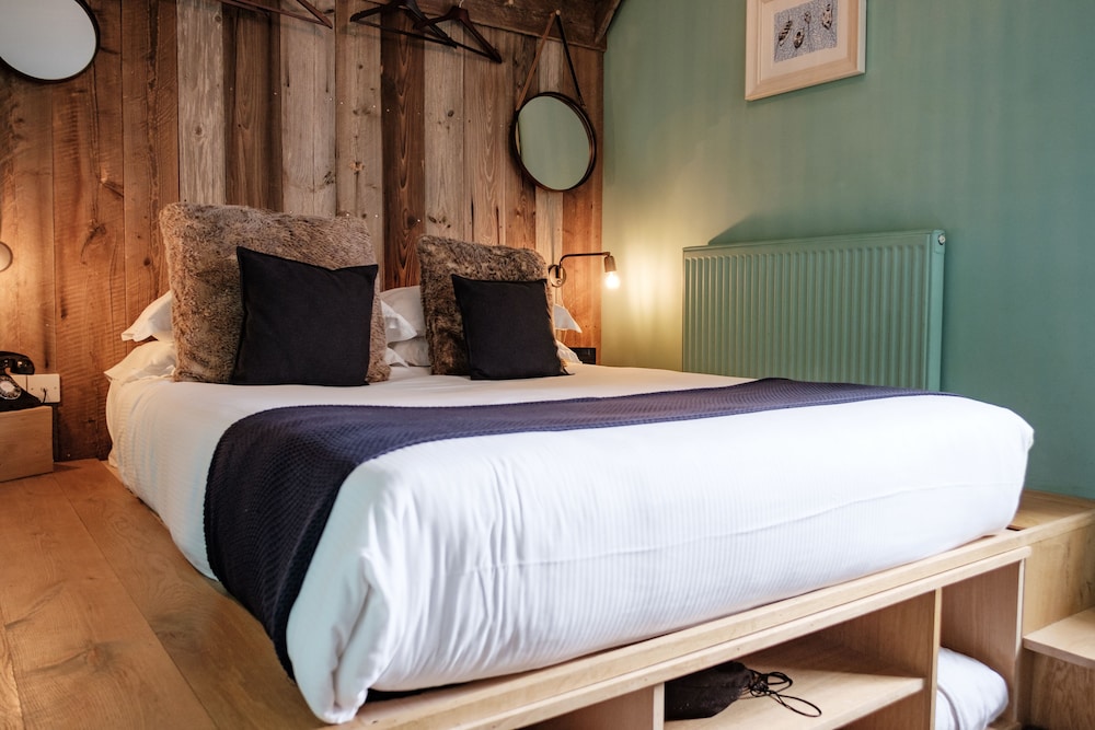 the bull hotel