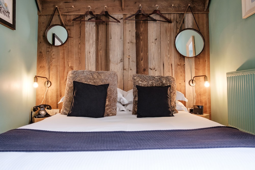 the bull hotel