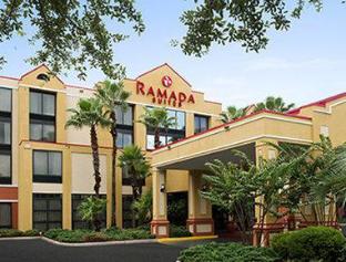 Ramada By Wyndham Suites Orlando Airport,Orlando International Airport>>Orlando,3 star