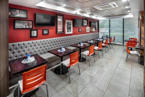 holiday inn atlanta northlake by ihg