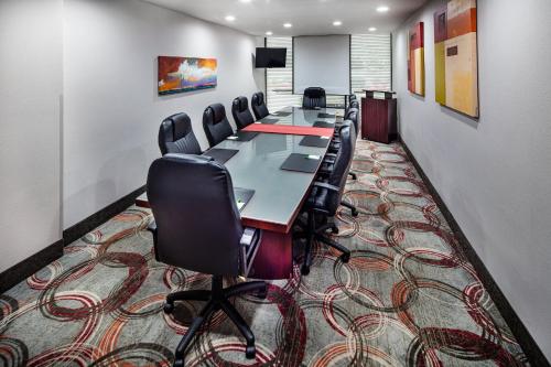 holiday inn atlanta northlake by ihg